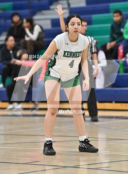 Thumbnail 3 in Vista PEAK Prep vs Kennedy photogallery.
