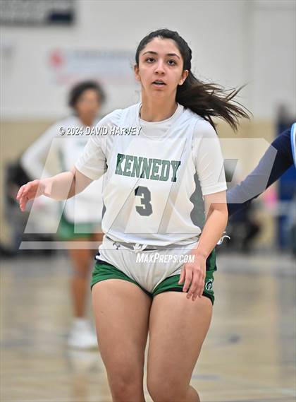Thumbnail 2 in Vista PEAK Prep vs Kennedy photogallery.