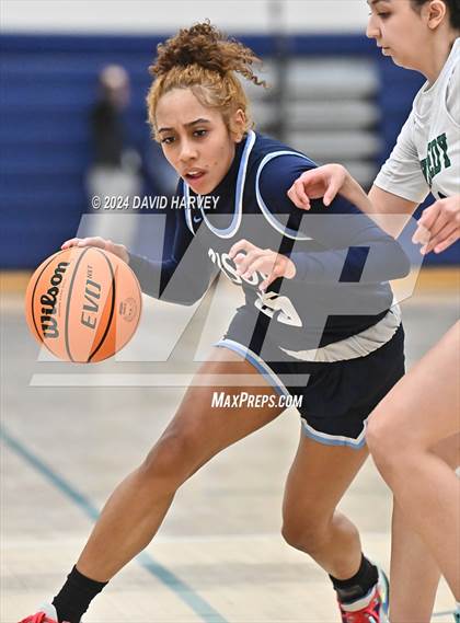 Thumbnail 2 in Vista PEAK Prep vs Kennedy photogallery.