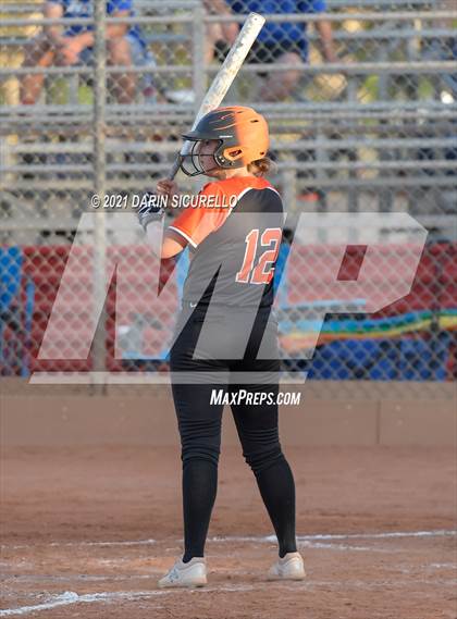 Thumbnail 3 in Hayden vs Williams (AIA 1A Quarterfinals) photogallery.