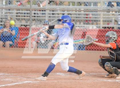 Thumbnail 2 in Hayden vs Williams (AIA 1A Quarterfinals) photogallery.