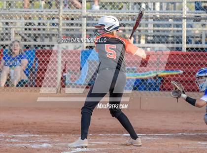 Thumbnail 2 in Hayden vs Williams (AIA 1A Quarterfinals) photogallery.