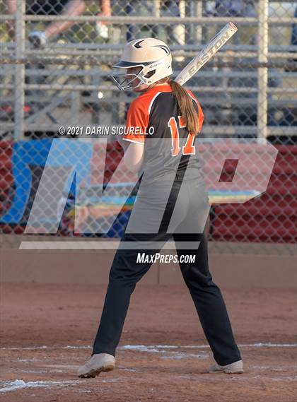 Thumbnail 2 in Hayden vs Williams (AIA 1A Quarterfinals) photogallery.