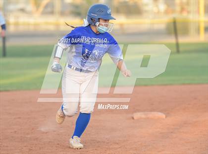 Thumbnail 3 in Hayden vs Williams (AIA 1A Quarterfinals) photogallery.