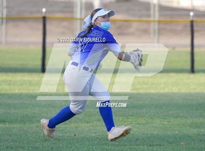 Thumbnail 1 in Hayden vs Williams (AIA 1A Quarterfinals) photogallery.