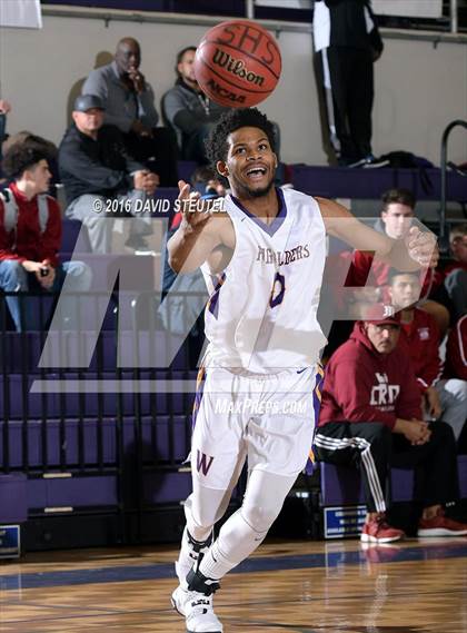 Thumbnail 3 in Newark Memorial vs. Washington (St. Hope Elite Classic) photogallery.