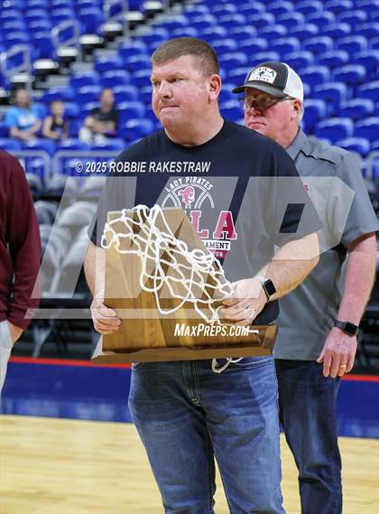 Thumbnail 2 in Broaddus vs. Eula (UIL 1A Basketball Division I Final Medal Ceremony) photogallery.