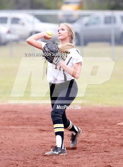 Thumbnail 2 in Isabella vs Maplesville (Chilton County Tournament) photogallery.