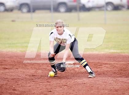 Thumbnail 1 in Isabella vs Maplesville (Chilton County Tournament) photogallery.