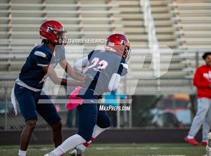 Thumbnail 1 in Gar-Field @ Patriot photogallery.