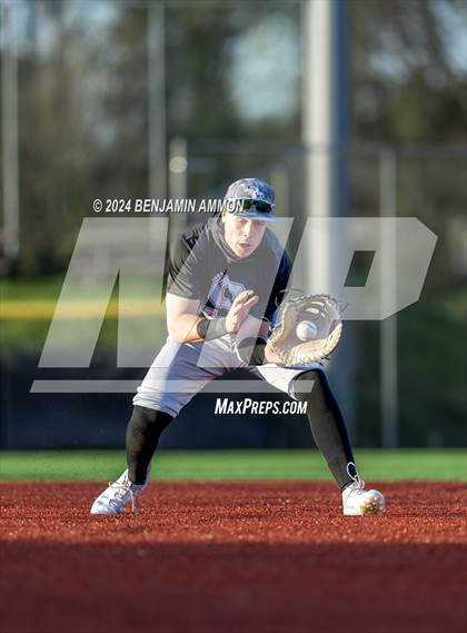 Thumbnail 1 in McNary @ South Salem photogallery.