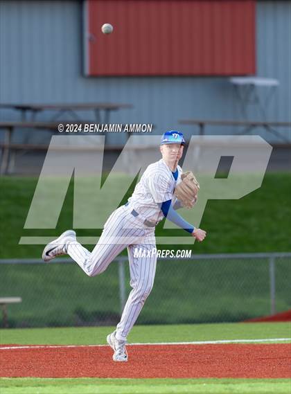 Thumbnail 2 in McNary @ South Salem photogallery.