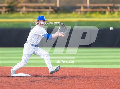 Thumbnail 2 in McNary @ South Salem photogallery.