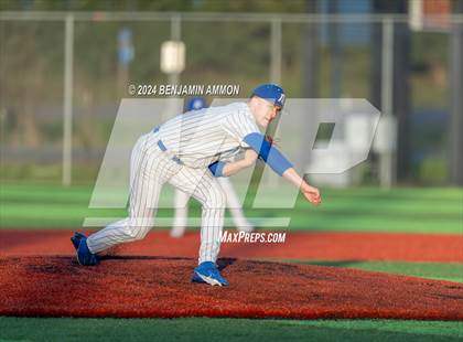 Thumbnail 3 in McNary @ South Salem photogallery.