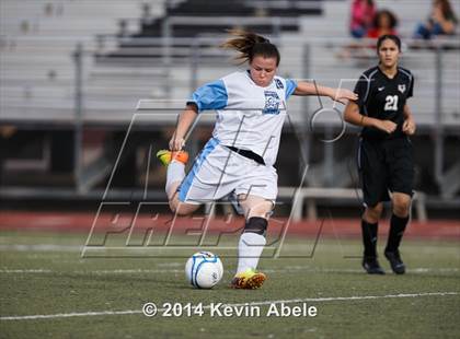 Thumbnail 1 in Vista Grande vs Fairfax (Pride in Paradise Tournament) photogallery.