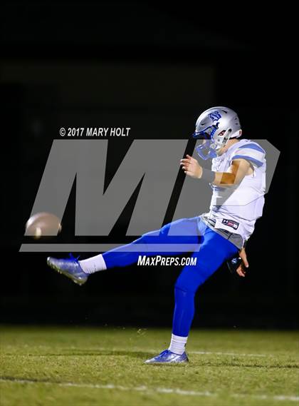 Thumbnail 3 in Belleview @ Tampa Catholic photogallery.