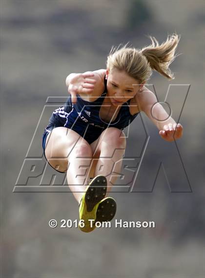Thumbnail 3 in Longmont Invitational at Lyons photogallery.