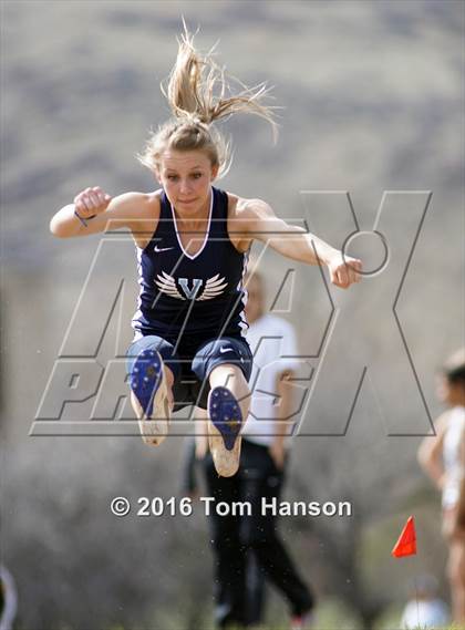 Thumbnail 2 in Longmont Invitational at Lyons photogallery.