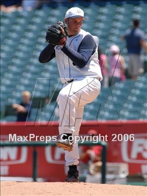 Thumbnail 1 in Quartz Hill vs. Vista Murrieta (D3 Section Final) photogallery.