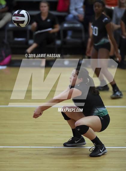 Thumbnail 2 in Bishop England vs Bluffton (SCHSL Class AAA Semifinal) photogallery.