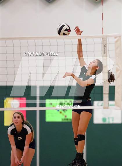Thumbnail 3 in Bishop England vs Bluffton (SCHSL Class AAA Semifinal) photogallery.