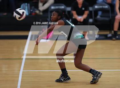 Thumbnail 3 in Bishop England vs Bluffton (SCHSL Class AAA Semifinal) photogallery.