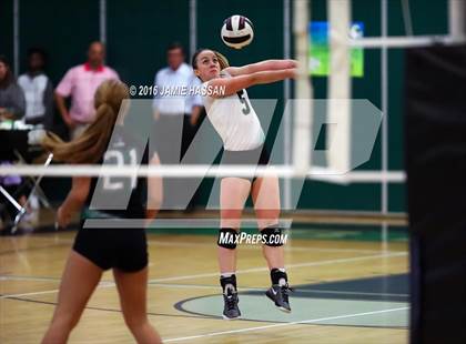 Thumbnail 2 in Bishop England vs Bluffton (SCHSL Class AAA Semifinal) photogallery.