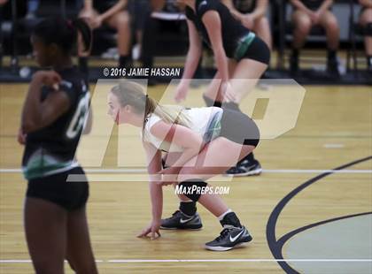 Thumbnail 3 in Bishop England vs Bluffton (SCHSL Class AAA Semifinal) photogallery.