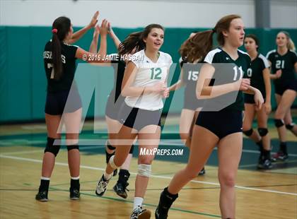 Thumbnail 2 in Bishop England vs Bluffton (SCHSL Class AAA Semifinal) photogallery.