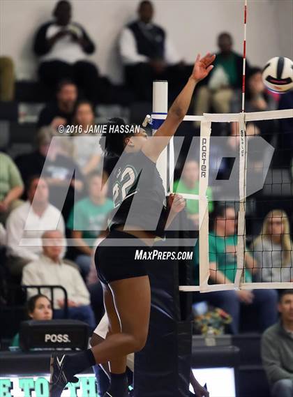 Thumbnail 3 in Bishop England vs Bluffton (SCHSL Class AAA Semifinal) photogallery.