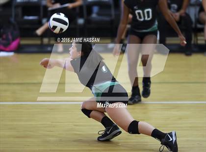 Thumbnail 2 in Bishop England vs Bluffton (SCHSL Class AAA Semifinal) photogallery.