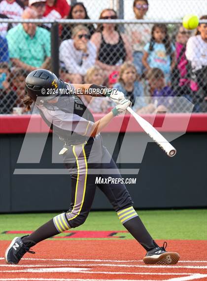 Thumbnail 3 in Melissa vs. Forney (UIL 5A Softball Regional Final) photogallery.