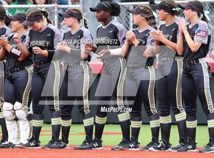 Thumbnail 1 in Melissa vs. Forney (UIL 5A Softball Regional Final) photogallery.
