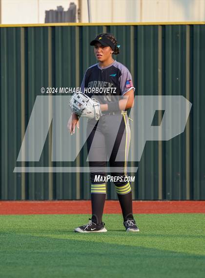 Thumbnail 3 in Melissa vs. Forney (UIL 5A Softball Regional Final) photogallery.