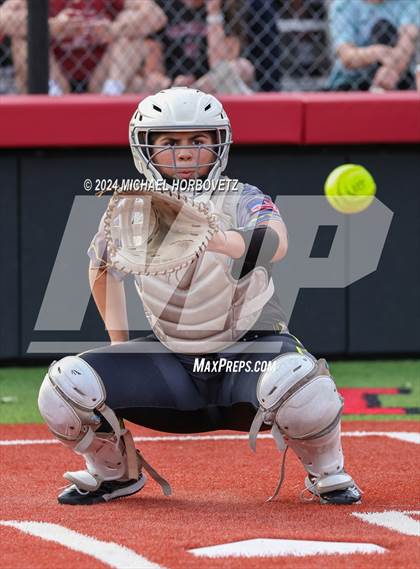 Thumbnail 1 in Melissa vs. Forney (UIL 5A Softball Regional Final) photogallery.