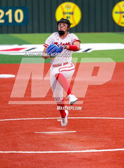 Thumbnail 1 in Melissa vs. Forney (UIL 5A Softball Regional Final) photogallery.