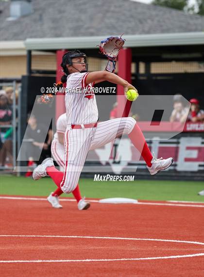 Thumbnail 1 in Melissa vs. Forney (UIL 5A Softball Regional Final) photogallery.