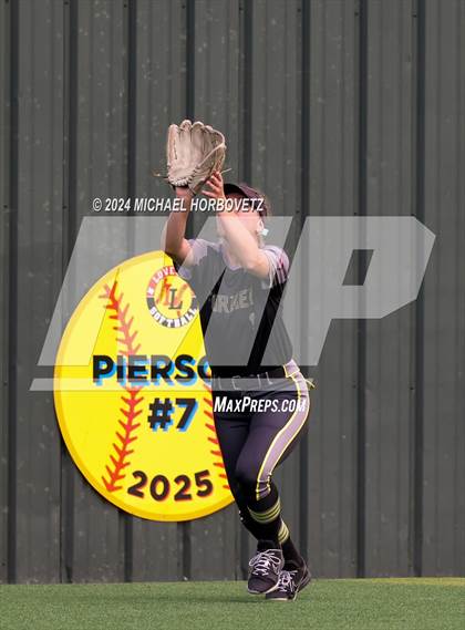 Thumbnail 2 in Melissa vs. Forney (UIL 5A Softball Regional Final) photogallery.