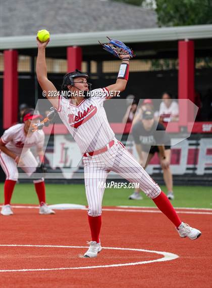 Thumbnail 1 in Melissa vs. Forney (UIL 5A Softball Regional Final) photogallery.