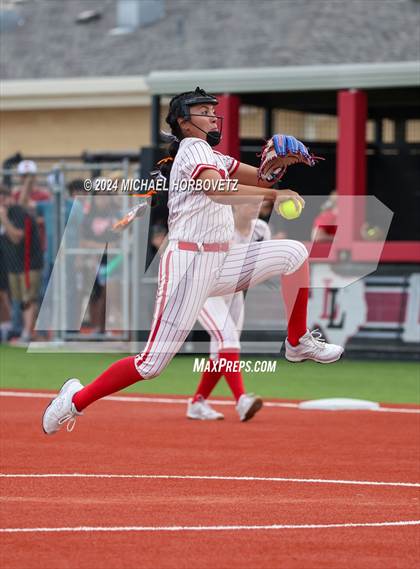 Thumbnail 3 in Melissa vs. Forney (UIL 5A Softball Regional Final) photogallery.