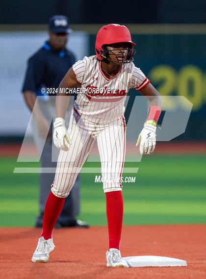 Thumbnail 1 in Melissa vs. Forney (UIL 5A Softball Regional Final) photogallery.