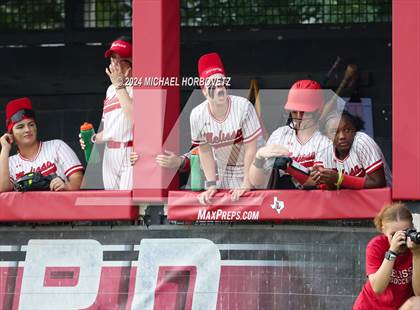 Thumbnail 2 in Melissa vs. Forney (UIL 5A Softball Regional Final) photogallery.