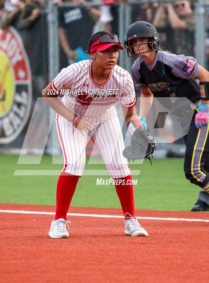 Thumbnail 2 in Melissa vs. Forney (UIL 5A Softball Regional Final) photogallery.