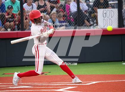 Thumbnail 3 in Melissa vs. Forney (UIL 5A Softball Regional Final) photogallery.