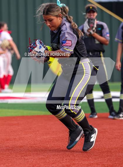 Thumbnail 3 in Melissa vs. Forney (UIL 5A Softball Regional Final) photogallery.