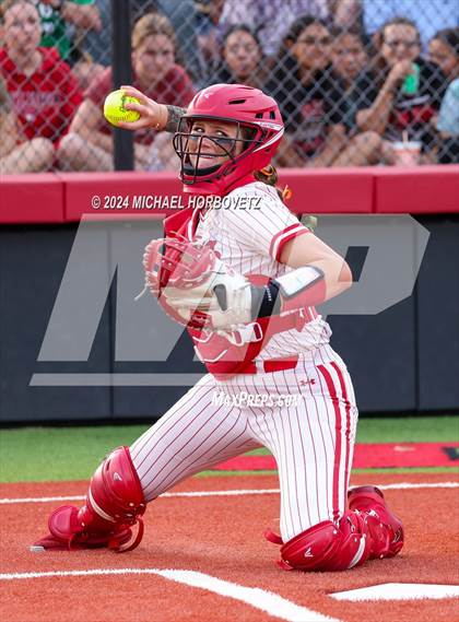 Thumbnail 1 in Melissa vs. Forney (UIL 5A Softball Regional Final) photogallery.