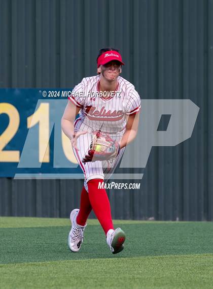 Thumbnail 3 in Melissa vs. Forney (UIL 5A Softball Regional Final) photogallery.
