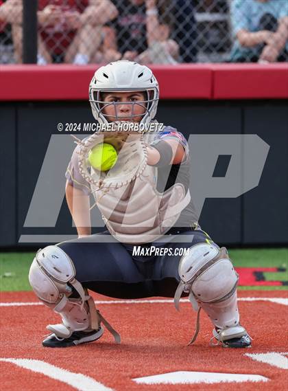 Thumbnail 2 in Melissa vs. Forney (UIL 5A Softball Regional Final) photogallery.