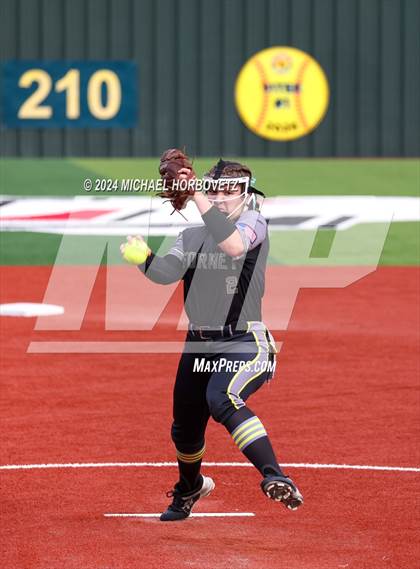 Thumbnail 2 in Melissa vs. Forney (UIL 5A Softball Regional Final) photogallery.