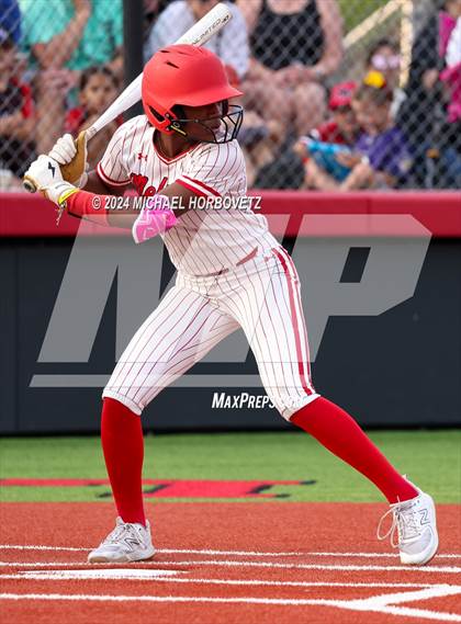 Thumbnail 1 in Melissa vs. Forney (UIL 5A Softball Regional Final) photogallery.